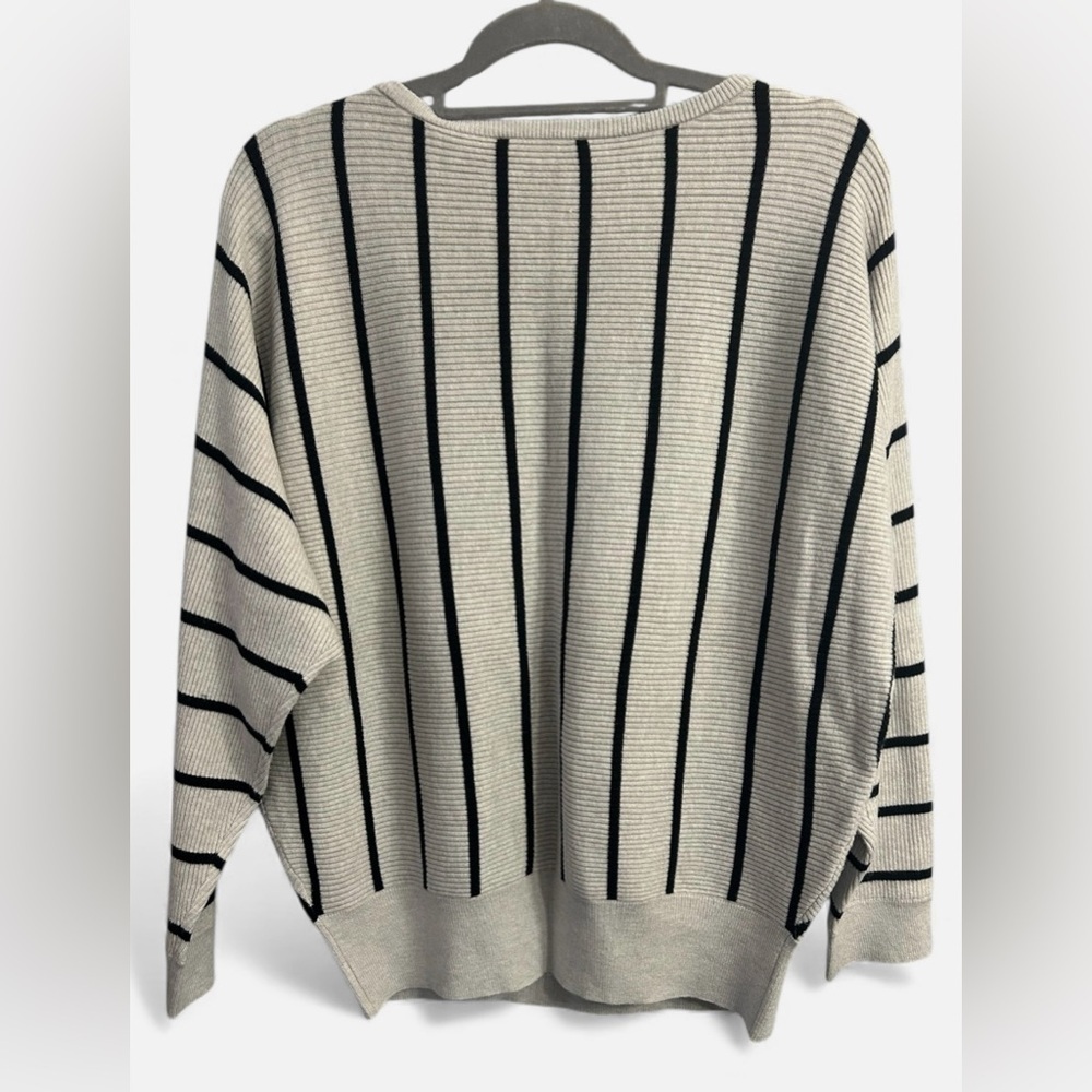 Philosophy Womens Large Cream/Black Striped Drop Shoulder Crew Soft Cozy Sweater - Picture 2 of 9